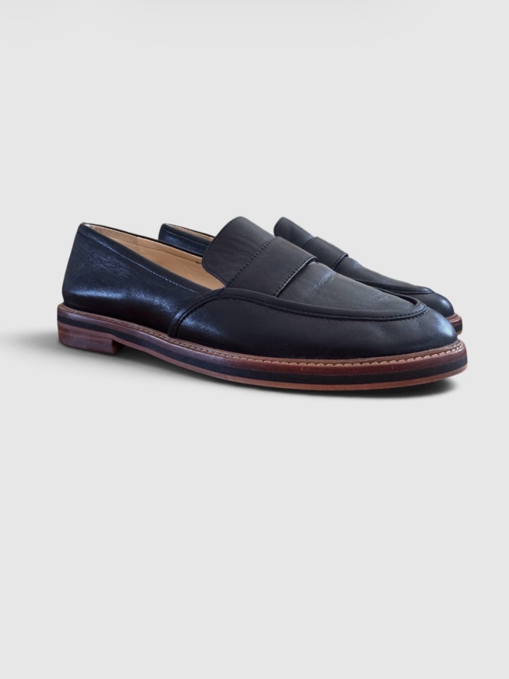 Vince Camuto Black Leather Penny Loafers Size 8